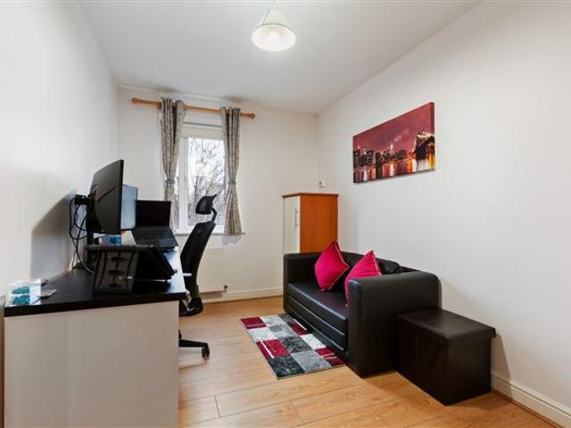 137 Sandyford View, Blackglen Road, Sandyford, Dublin 18 DNG Stillorgan 4899 MyHome. Ie Residential