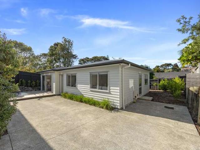 137 Verbena Road, Birkdale, North Shore City