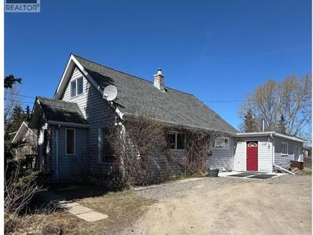 137 Victoria Street, Vanderhoof, BC, V0J 3A0 house for sale | Listing ID R3118 | Royal LePage