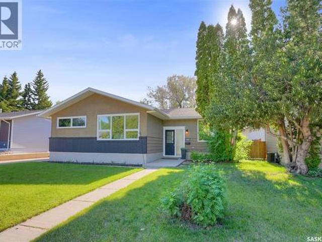 1385 Queen Crescent, Moose Jaw, SK, S6H 3G5 house for sale | Listing ID SK043831 | Royal LePage