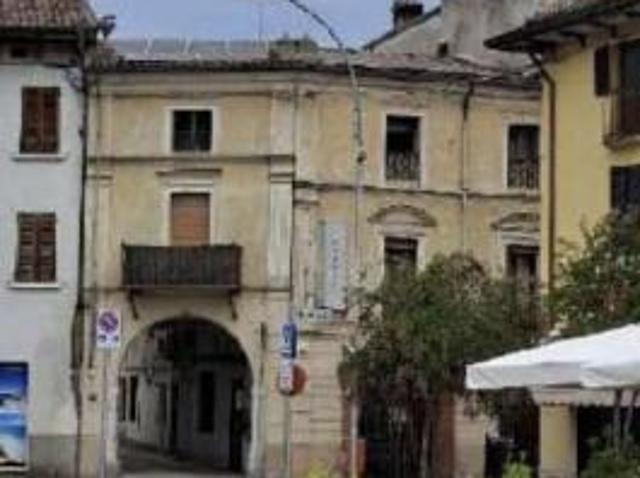 138/2025 L1 BS Bar posto al piano terra