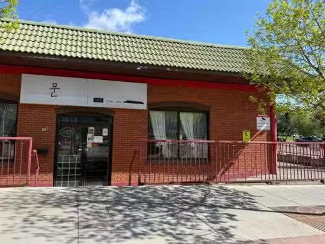 138 3 Avenue Se, Calgary, AB, T2G 0B7 commercial for rent or.