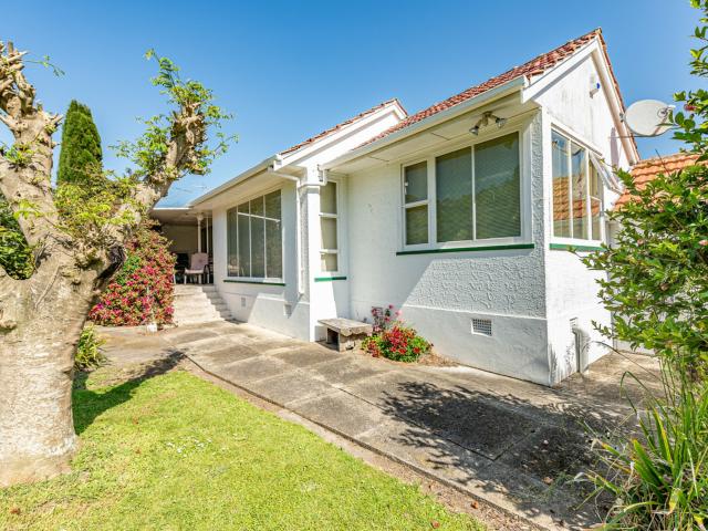 138 anzac parade, whanganui east
