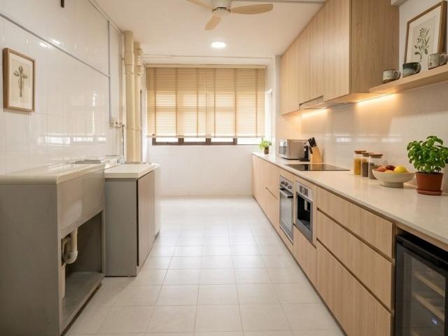 138 Bedok North Street 2 HDB Apartment For Sale, $420,000, 2 Bed 2 Bath 721 sqft $583.00 psf