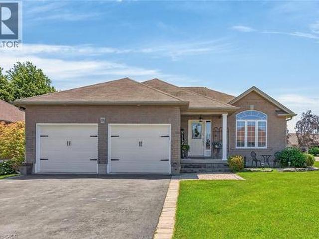 138 Galinee Trail, Port Dover, ON, N0A 1N9 house for sale | Listing ID 40836 | Royal LePage