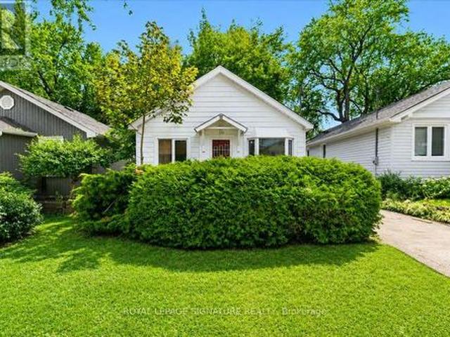 138 Gradwell Drive, Toronto, ON, M1M 2N2 house for sale | Listing ID E13636 | Royal LePage