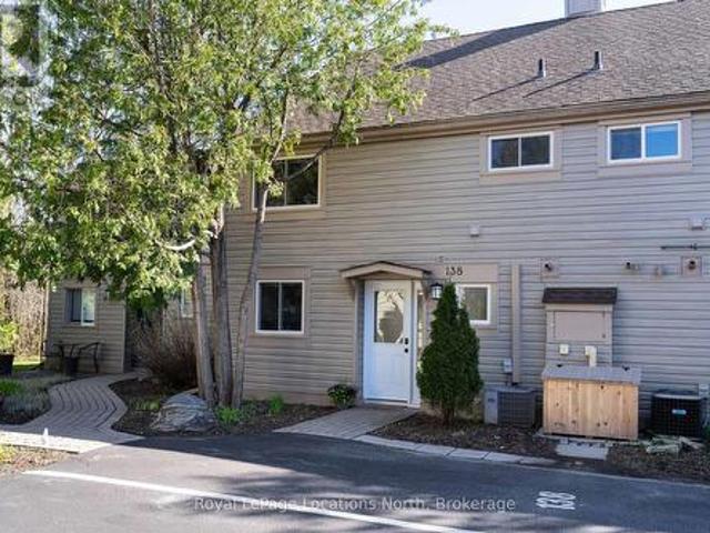138 Escarpment Crescent, Collingwood, ON, L9Y 5B4 townhouse for sale | Listing ID S11959 | Royal LePage
