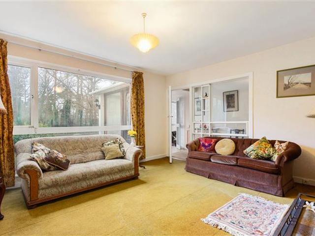 138 Sandyford Road, Dundrum, Dublin 16 Vincent Finnegan 4899 MyHome. Ie Residential
