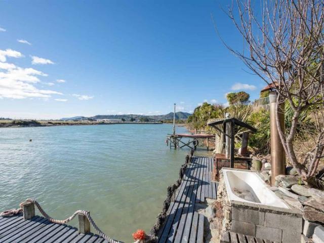 1/38 Point Road, Monaco, Nelson For Sale