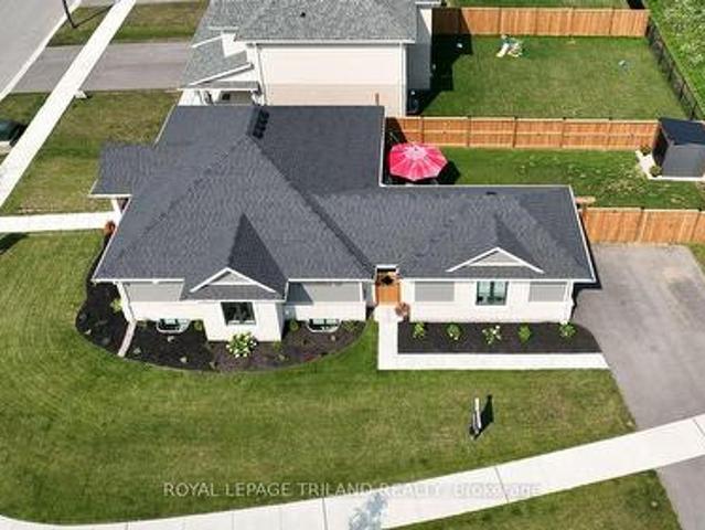 138 Renaissance Drive, St. Thomas, ON, N5R 0P1 house for sale | Listing ID X13675 | Royal LePage