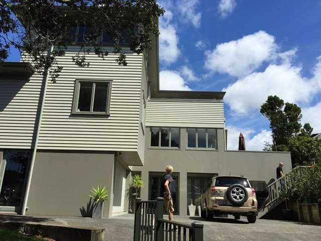 138B Beach Road, Castor Bay, North Shore City