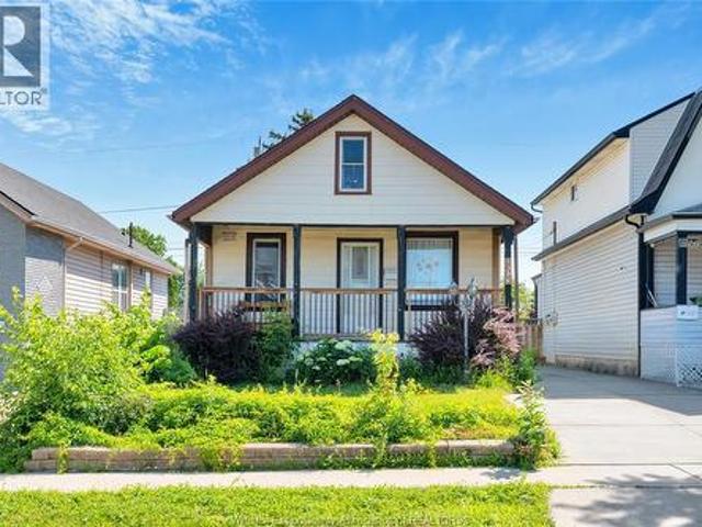 1396 Lillian Avenue, Windsor, ON, N8X 4A5 house for sale | Listing ID 26015 | Royal LePage