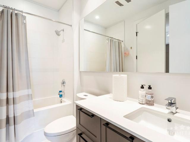 13929 105 Blvd 1 Bedroom Apartment for Rent at 13929 105 Blvd, Surrey, BC V3T 0R5 Surrey Metro Centre