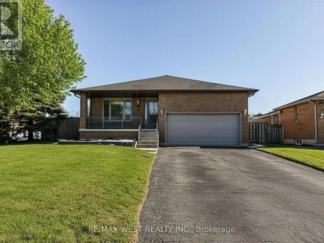 139 CARMEN CRESCENT