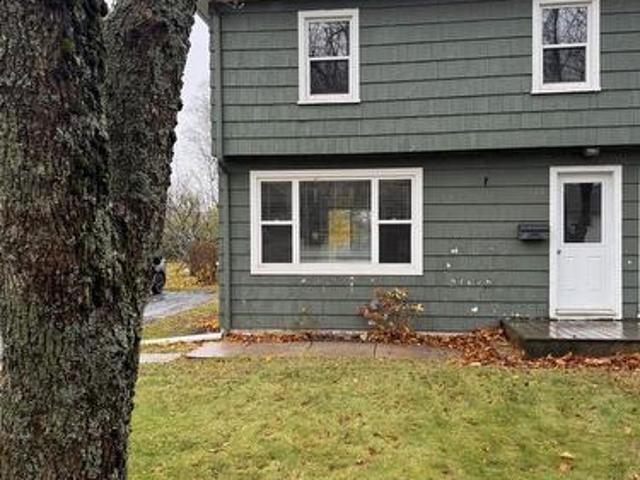 139 Nassau Street, Charlottetown, PE, C1A 2W8 house for sale | Listing ID 202427 | Royal LePage