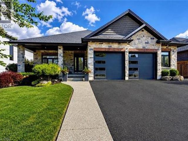 139 New Lakeshore Road, Port Dover, ON, N0A 1N3 house for sale | Listing ID 40852 | Royal LePage
