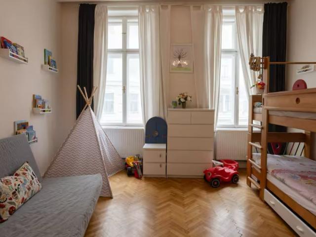 139qm apartment 01.26 03.2026, Vienna Amsterdam Apartments for Rent