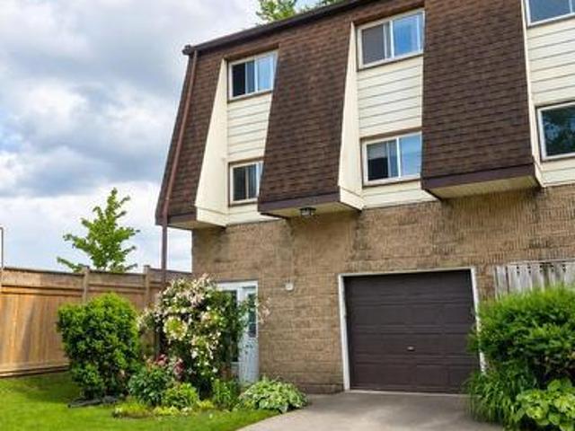 17 40 Fairfax Court, London North I, ON, N6G 3Y3 townhouse for lease | Listing ID X13532 | Royal LePage