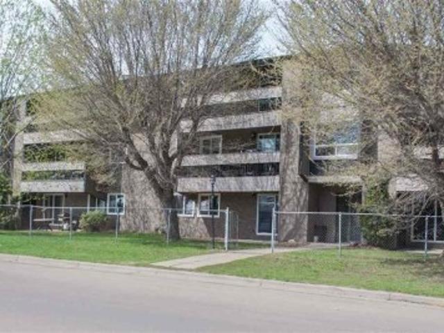 17 532 Street, Cold Lake, AB, T9M 1W1 condo for sale | Listing ID E4474 | Royal LePage