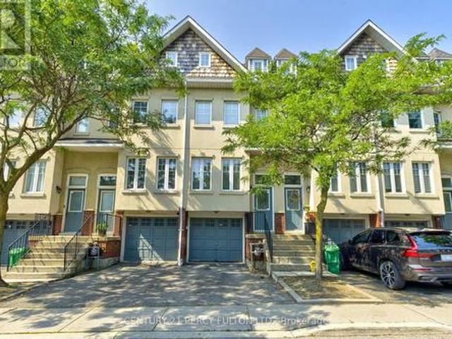 17 800 Dundas Street W, Mississauga, ON, L5C 4S8 townhouse for sale | Listing ID W13662 | Royal LePage