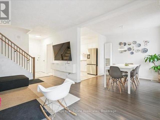 17 1230 Gripsholm Road, Mississauga, ON, L4Y 2G9 townhouse for sale | Listing ID W13169 | Royal LePage