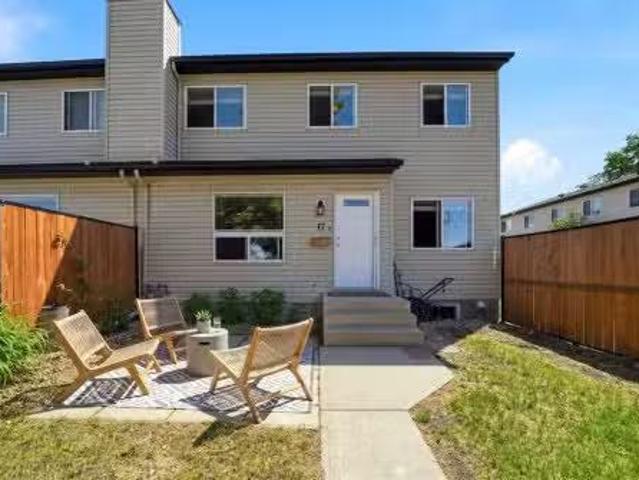 17 20 Alford Avenue, Red Deer, AB, T4R 1G8 townhouse for sal.