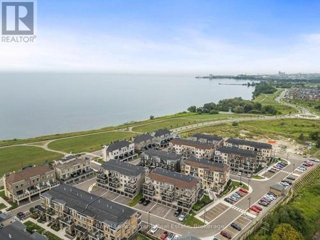 17 28C Lookout Drive, Clarington Bowmanville, ON, L1C 7G1 townhouse for sale | Listing ID E13705 | Royal LePage