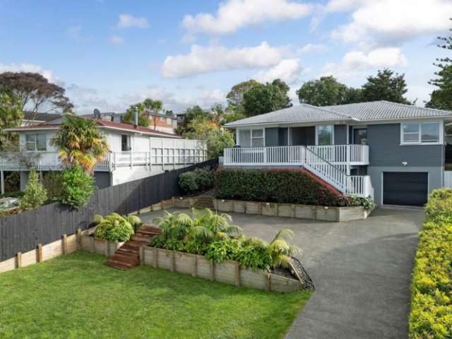 17 Temuri Place, Glendene, Waitakere City