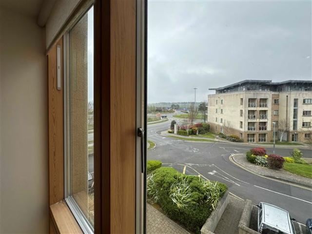 360,000 | 17 The Crescent, Carrickmines, Dublin 18 Doran Estates Auctioneers & Property Management 4992 MyHome. Ie Residential