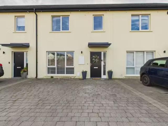 17 The Avenue, Harbour Heights, Passage West, Co. Cork, T12XNE.