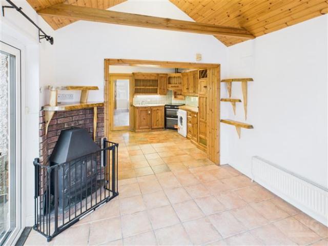 17 The Elms, Spollanstown Road, Tullamore, Co. Offaly DNG Kelly Duncan 4961 MyHome. Ie Residential