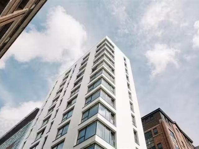 17 The FX Building, 14 Montgomery Street