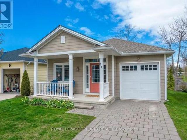 17 Village Gate, Lambton Shores Grand Bend, ON, N0M 1T0 house for sale | Listing ID X13718 | Royal LePage