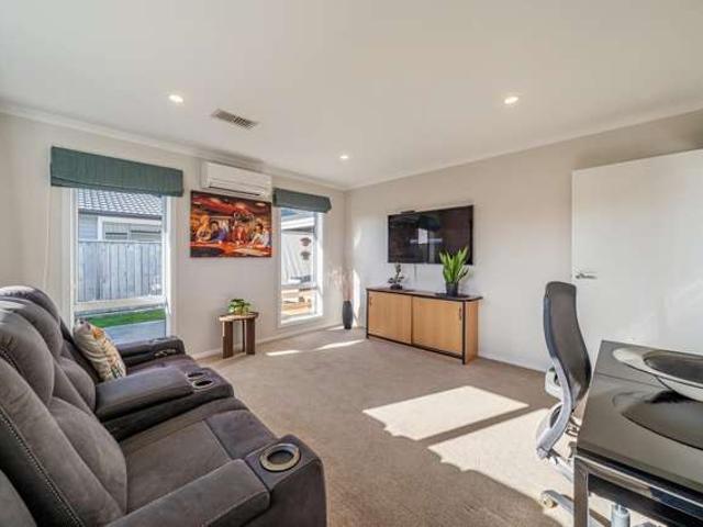 17 Waitaria Terrace, Aotea, Porirua City
