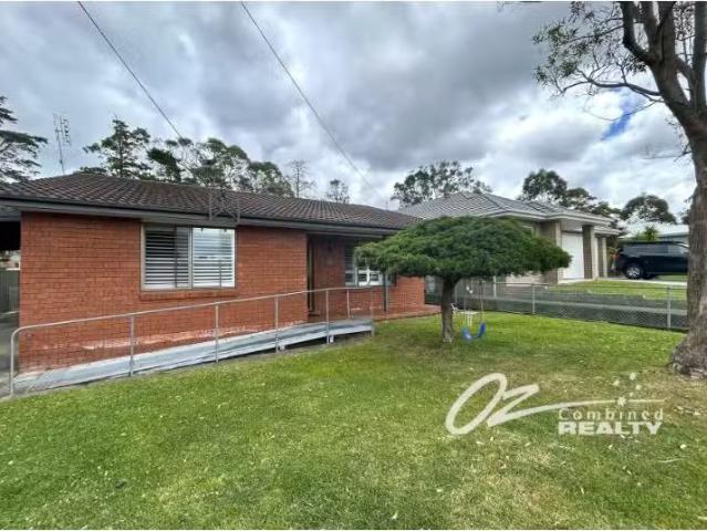 17 Waratah Crescent, Sanctuary Point House for rent Listed by.