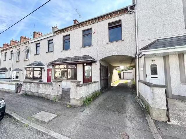 17 Warden Street
