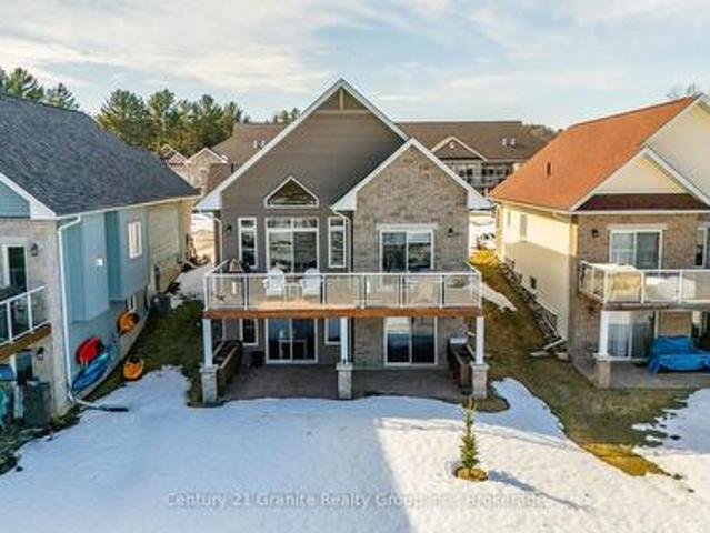 17 Webb Circle, Dysart Et Al Dysart, ON, K0M 1S0 condo for sale | Listing ID X12126 | Royal LePage