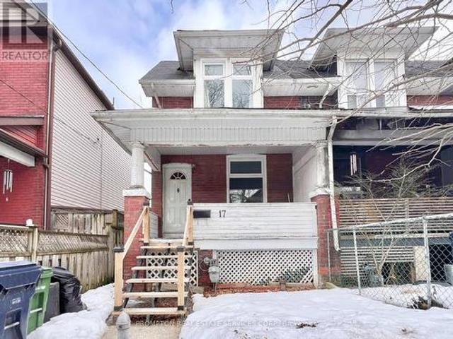 17 Winnifred Avenue, Toronto, ON, M4M 2X2 house for lease | Listing ID E13604 | Royal LePage