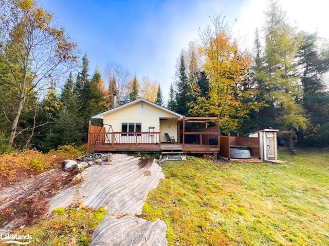 17 Ainslie Lake Drive