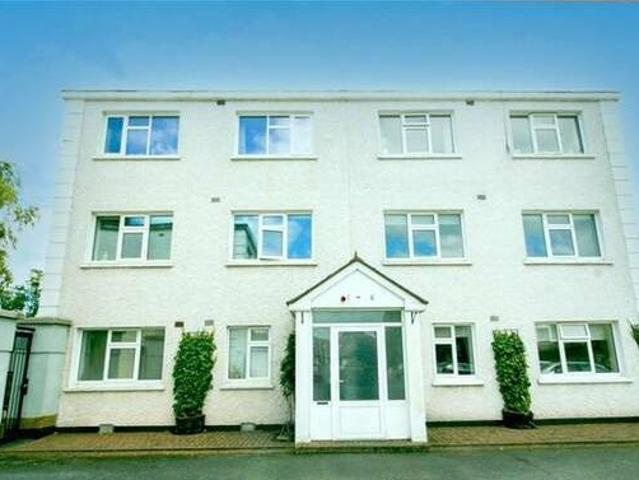 17 albert court sandycove county dublin