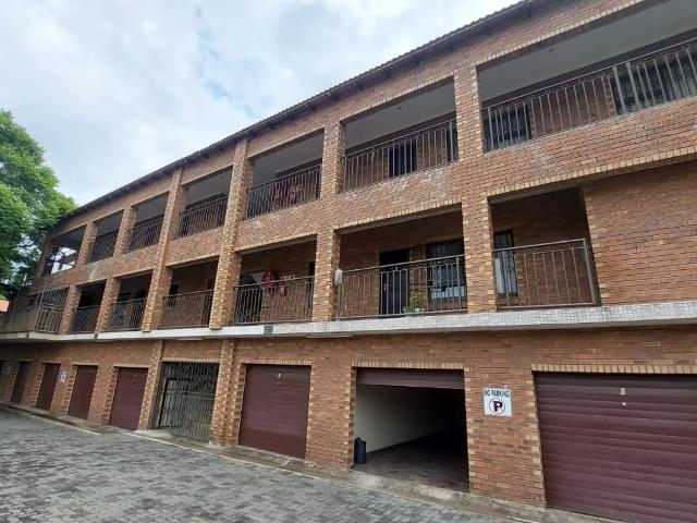17 Bedroom Apartment in Rustenburg Central