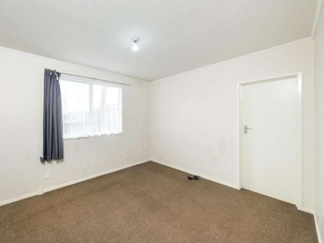 17 Bodi Place, Te Atatu South, Waitakere City