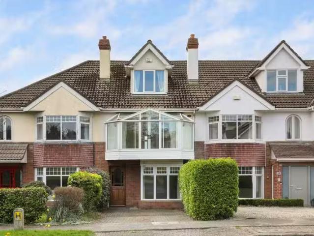 17 Brighton Court, Brighton Road, Dublin 18, Foxrock, Dublin 1.