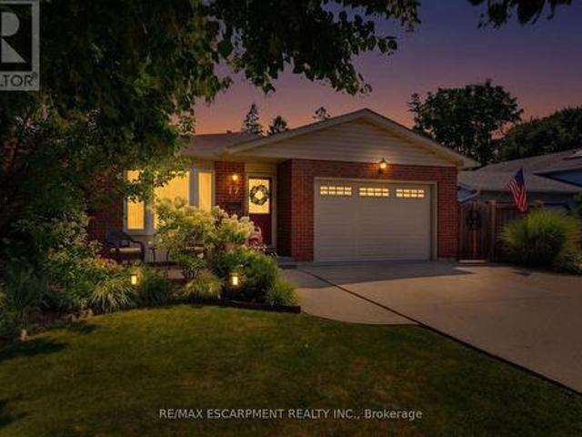 17 Buchanan Drive, Haldimand, ON, N3W 1H1 house for sale | Listing ID X13677 | Royal LePage