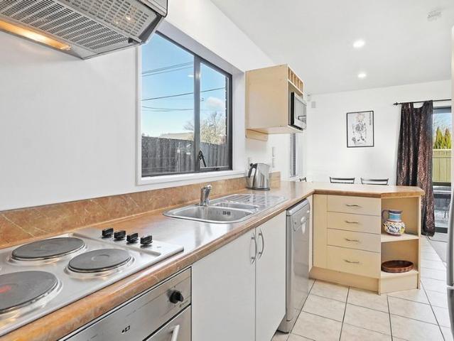 17 Burke St Addington