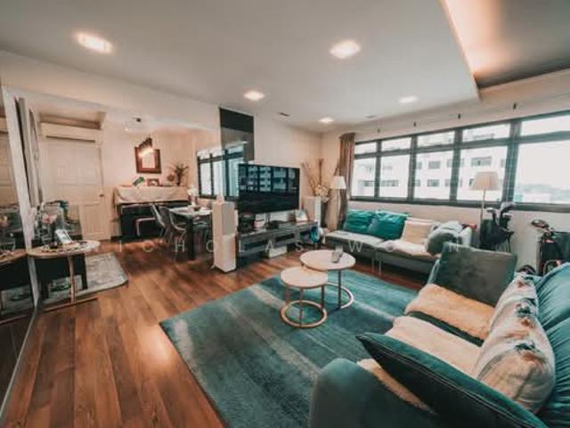 17 Cantonment Close HDB Apartment For Sale, $1,099,999, 3 Bed 2 Bath 969 sqft $1,135.00 psf
