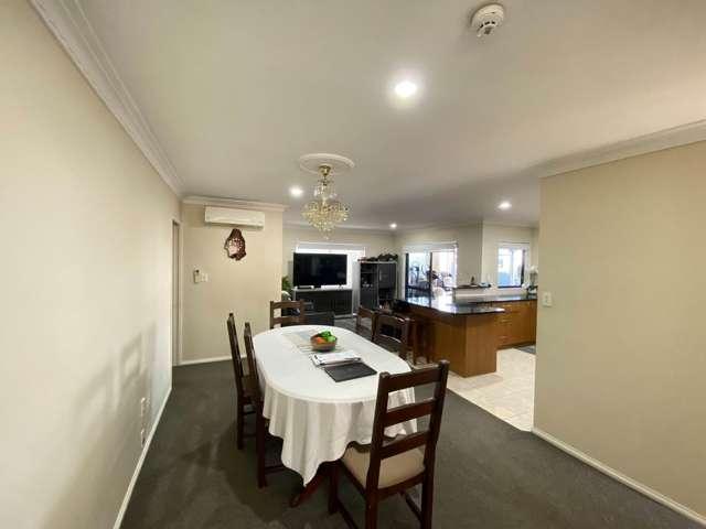 17 Capistrano Mews, Goodwood Heights, Manukau City