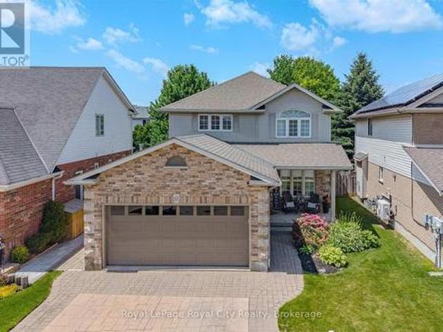 17 Carroll Crescent, Guelph Clairfields/Hanlon Business Park, ON, N1G 5B7 house for sale | Listing ID X13612 | Royal LePage