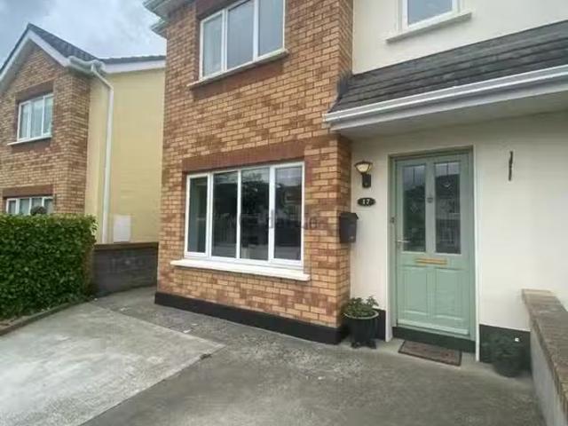17 Castleview Heights, Swords, Co. Dublin is for rent