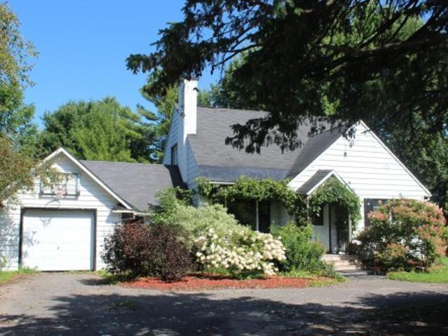 17 Ch. Rivermead, Gatineau Aylmer, QC, J9H 1H3 house for sale | Listing ID 10853 | Royal LePage